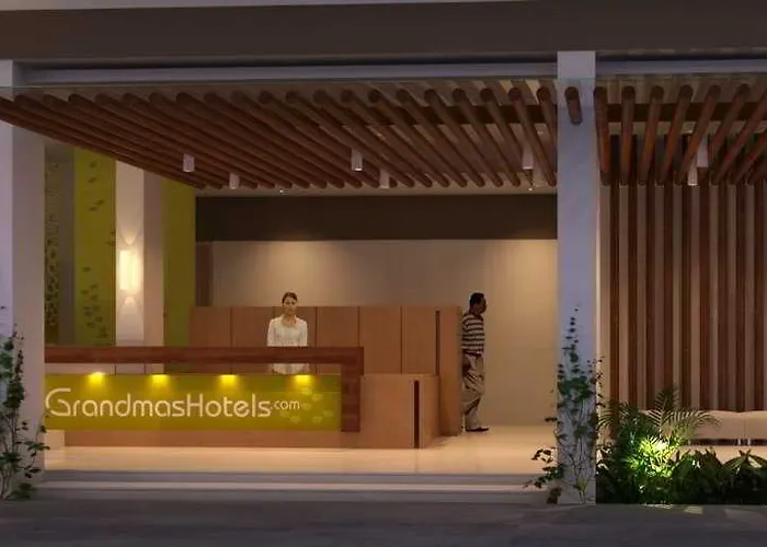 グランマス プラス ホテル スミニャック